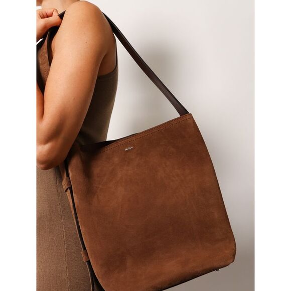 Max Mara Women Archetipo1sv3 Suede Shoulder Bag - Picture 2 of 5